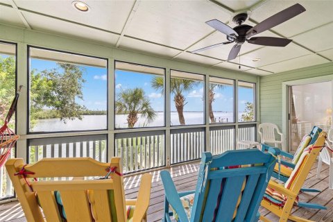 House in Placida, Florida 3 bedrooms, 145.3 sq.m. № 1906382 - photo 24