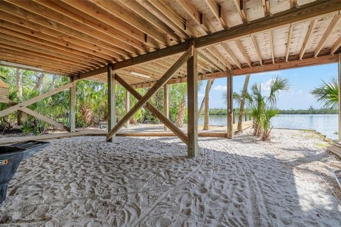 House in Placida, Florida 3 bedrooms, 145.3 sq.m. № 1906382 - photo 8