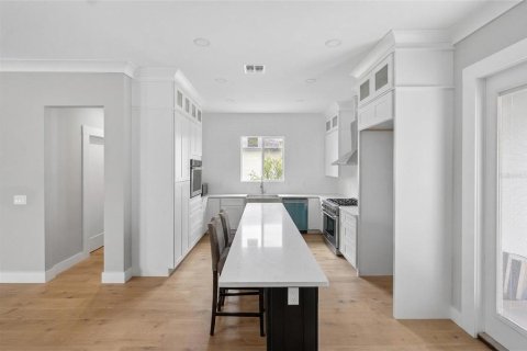 Купить виллу или дом в Орландо, Флорида 10 комнат, 302.86м2, № 2092413 - фото 12