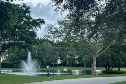 Condominio en venta en Coconut Creek, Florida, 2 dormitorios, 90.58 m2 № 1984126 - foto 30