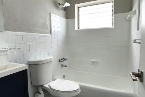 Снять в аренду квартиру в Майами-Бич, Флорида 51.1м2, № 1949257 - фото 6