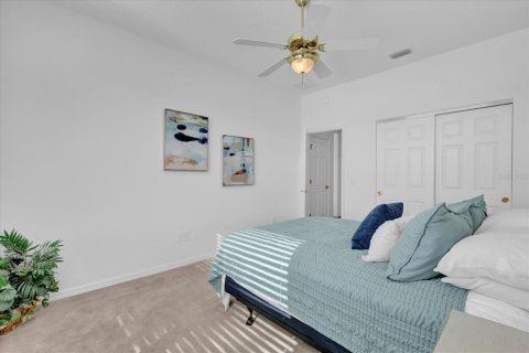 House in Summerfield, Florida 3 bedrooms, 224.17 sq.m. № 2396222 - photo 23