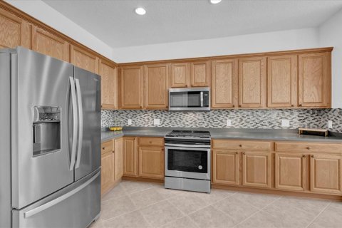 House in Summerfield, Florida 3 bedrooms, 224.17 sq.m. № 2396222 - photo 4