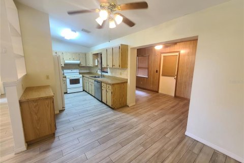 House in Ocala, Florida 3 bedrooms, 127.28 sq.m. № 1906652 - photo 7