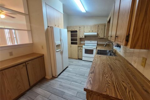 House in Ocala, Florida 3 bedrooms, 127.28 sq.m. № 1906652 - photo 5