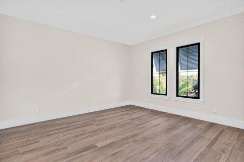 Купить виллу или дом в Виро-Бич, Флорида 14 комнат, 368.36м2, № 2190141 - фото 25