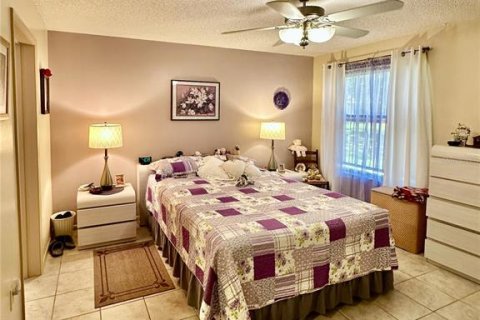 Copropriété à vendre à Sarasota, Floride: 2 chambres, 103.03 m2 № 2093194 - photo 17