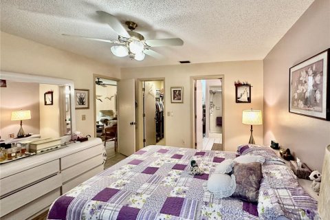 Copropriété à vendre à Sarasota, Floride: 2 chambres, 103.03 m2 № 2093194 - photo 19