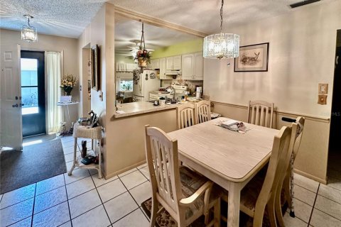 Copropriété à vendre à Sarasota, Floride: 2 chambres, 103.03 m2 № 2093194 - photo 12