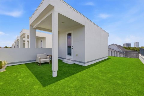 Купить таунхаус в Тампа, Флорида 3 комнаты, 242.85м2, № 2217239 - фото 27