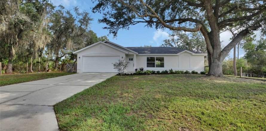 Villa ou maison à De Leon Springs, Floride 3 chambres, 136.38 m2 № 2216986