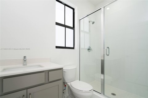 Купить виллу или дом в Майами, Флорида 5 спален, 255.57м2, № 1891462 - фото 15