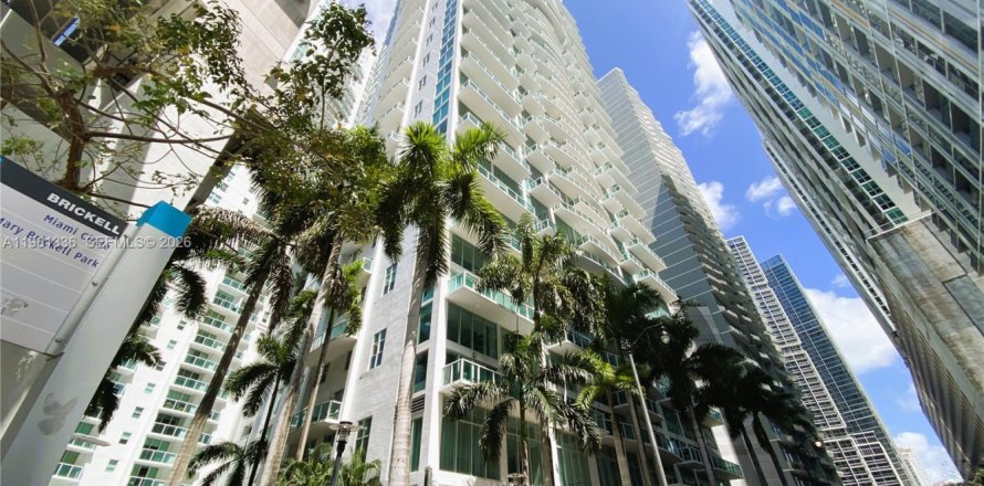 Condo à Miami, Floride, 1 chambre  № 2053257