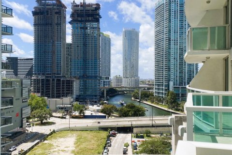 Copropriété à louer à Miami, Floride: 1 chambre, 91.69 m2 № 2053257 - photo 3