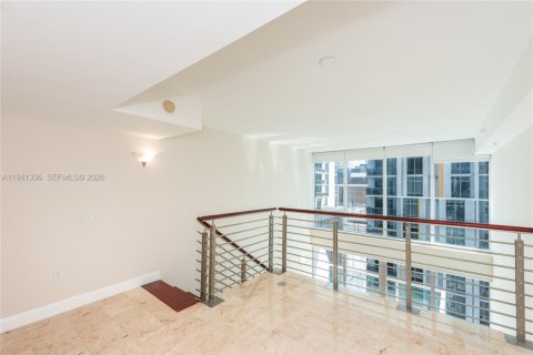Copropriété à louer à Miami, Floride: 1 chambre, 91.69 m2 № 2053257 - photo 7