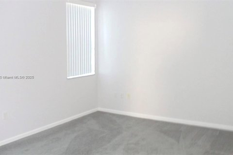 Casa en venta en Homestead, Florida, 4 dormitorios, 163.97 m2 № 1713099 - foto 13