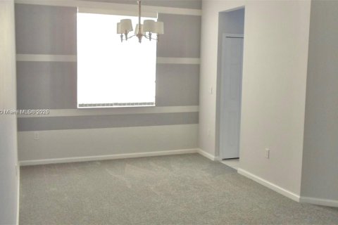 Casa en venta en Homestead, Florida, 4 dormitorios, 163.97 m2 № 1713099 - foto 12