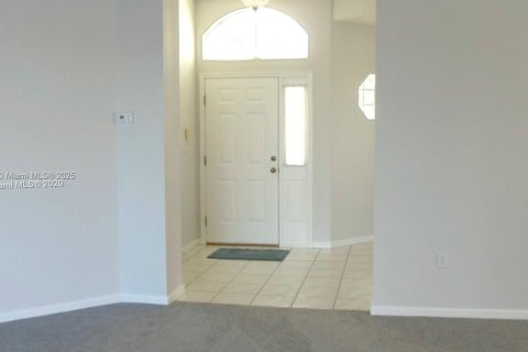 Casa en venta en Homestead, Florida, 4 dormitorios, 163.97 m2 № 1713099 - foto 4