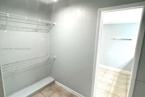 Copropriété à louer à Homestead, Floride: 2 chambres, 79.52 m2 № 2063517 - photo 6