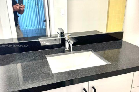 Copropriété à louer à Homestead, Floride: 2 chambres, 79.52 m2 № 2063517 - photo 5