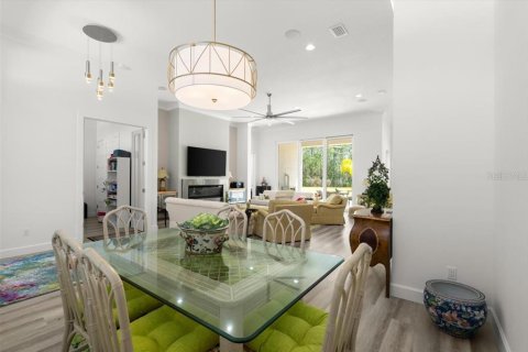 Villa ou maison à vendre à Ormond Beach, Floride: 4 chambres, 235.14 m2 № 1578665 - photo 13