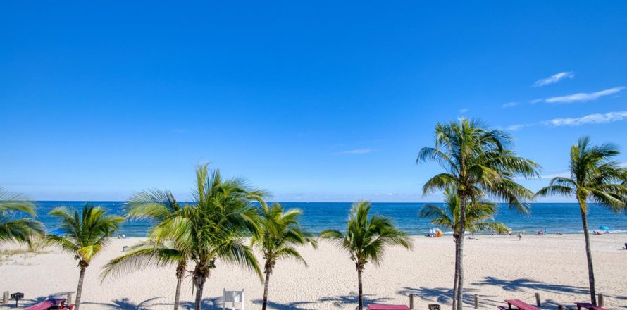 Condo in Pompano Beach, Florida, 1 bedroom  № 2191806
