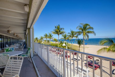Condo in Pompano Beach, Florida, 1 bedroom  № 2191806 - photo 23