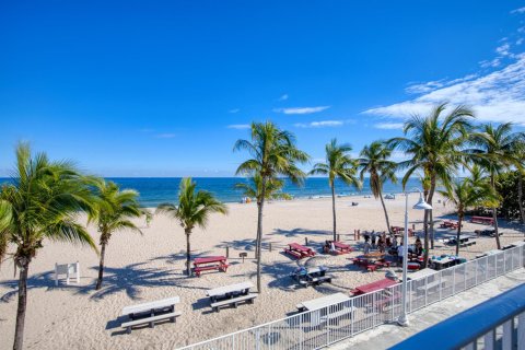 Condo in Pompano Beach, Florida, 1 bedroom  № 2191806 - photo 22