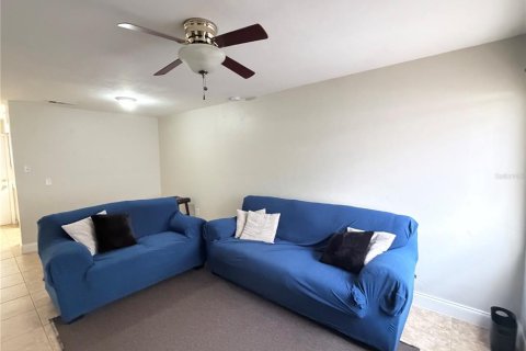 Copropriété à louer à Gainesville, Floride: 2 chambres, 83.61 m2 № 2384467 - photo 4
