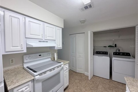 Copropriété à louer à Gainesville, Floride: 2 chambres, 83.61 m2 № 2384467 - photo 7