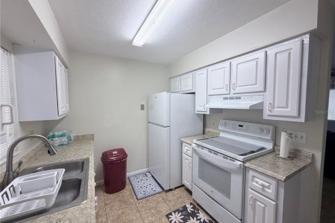 Copropriété à louer à Gainesville, Floride: 2 chambres, 83.61 m2 № 2384467 - photo 9