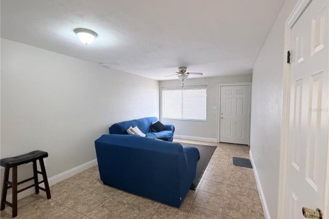 Copropriété à louer à Gainesville, Floride: 2 chambres, 83.61 m2 № 2384467 - photo 5