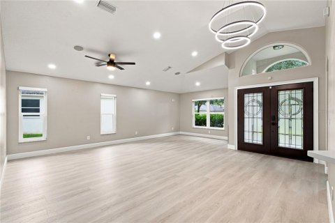 Villa ou maison à vendre à Fish Hawk, Floride: 3 chambres, 201.23 m2 № 2359260 - photo 4