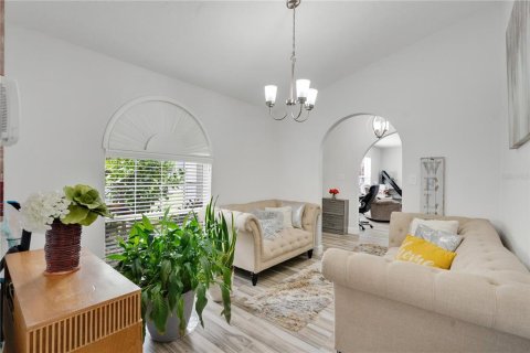 Villa ou maison à vendre à Orlando, Floride: 3 chambres, 186.73 m2 № 1779063 - photo 10
