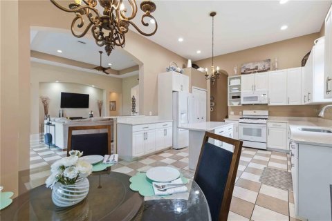 Villa ou maison à vendre à Bradenton, Floride: 3 chambres, 193.52 m2 № 2431070 - photo 28