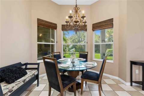 Villa ou maison à vendre à Bradenton, Floride: 3 chambres, 193.52 m2 № 2431070 - photo 11