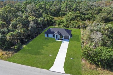 Casa en venta en Lehigh Acres, Florida, 3 dormitorios № 2018295 - foto 26