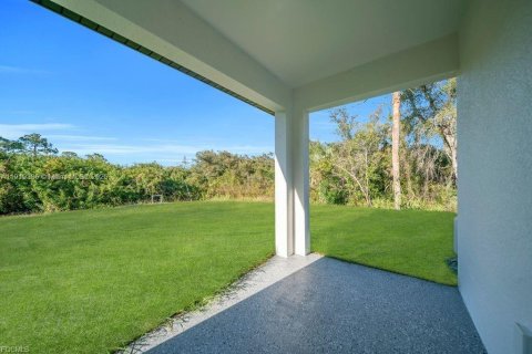 Casa en venta en Lehigh Acres, Florida, 3 dormitorios № 2018295 - foto 25