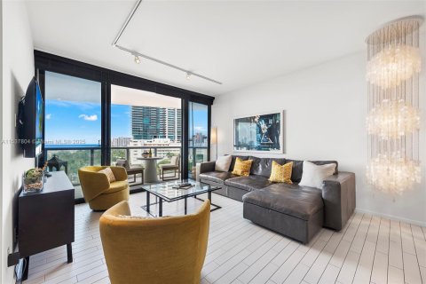 Condo in Miami Beach, Florida, 1 bedroom  № 2022961 - photo 7