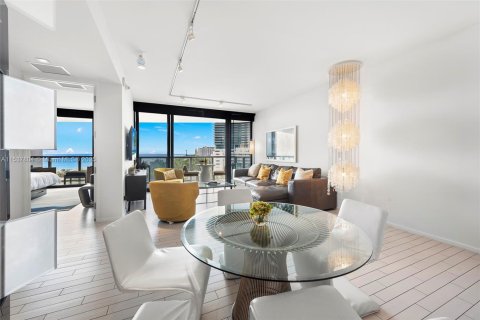 Condo in Miami Beach, Florida, 1 bedroom  № 2022961 - photo 11