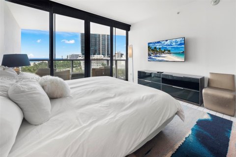 Condo in Miami Beach, Florida, 1 bedroom  № 2022961 - photo 17