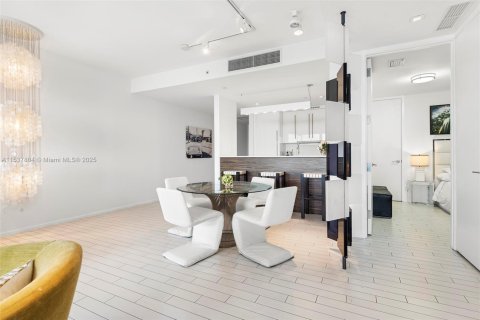 Condo in Miami Beach, Florida, 1 bedroom  № 2022961 - photo 4