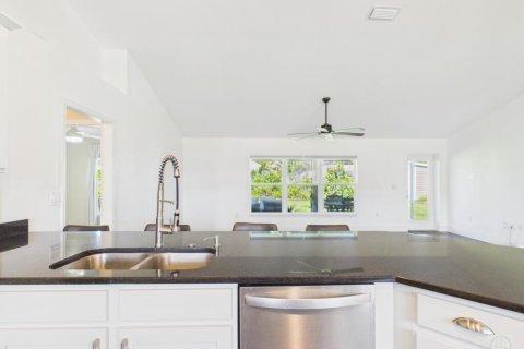 Casa en venta en Port St. Lucie, Florida, 3 dormitorios, 143.72 m2 № 2173649 - foto 8