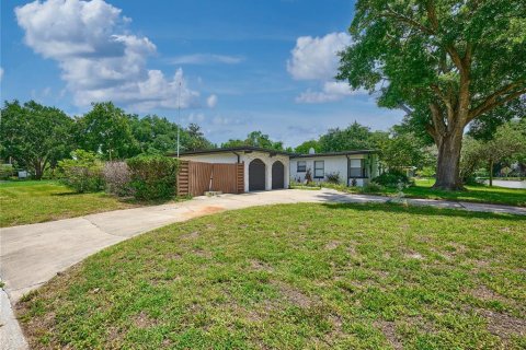 Villa ou maison à vendre à Sanford, Floride: 5 chambres, 206.8 m2 № 2223076 - photo 8