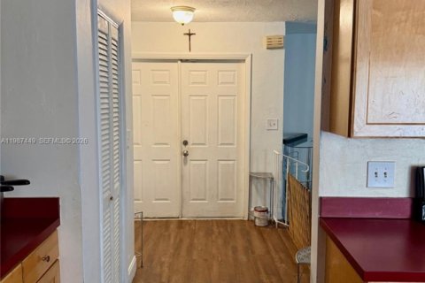 Купить виллу или дом в Майами, Флорида 4 спальни, 158.96м2, № 2051541 - фото 4