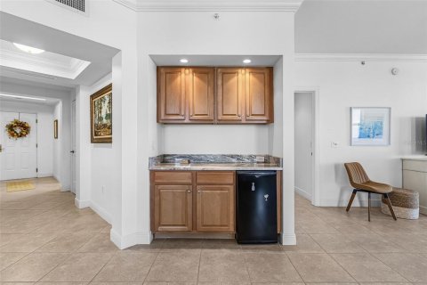 Condo in Punta Gorda, Florida, 3 bedrooms № 2166293 - photo 5