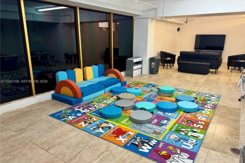 Condominio en alquiler en Miami Beach, Florida, 51.1 m2 № 1997366 - foto 23