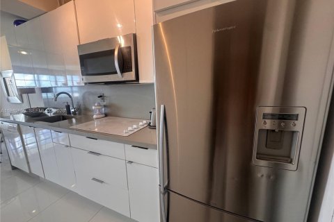 Condominio en alquiler en Miami Beach, Florida, 51.1 m2 № 1997366 - foto 15