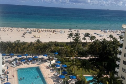 Estudio en el Condominio en Miami Beach, Florida № 1997366