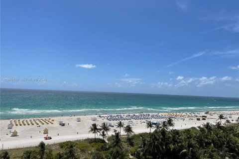 Condominio en alquiler en Miami Beach, Florida, 51.1 m2 № 1997366 - foto 17